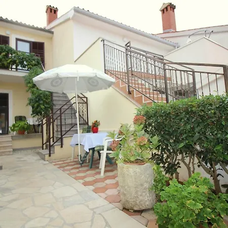 In Porec/istrien 9922 דירה פורץ